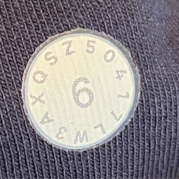 Lululemon floral flocked back zip pullover front pocket navy blue size 6 - Picture 11 of 11